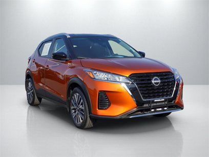 Used 2023 Nissan Kicks SV