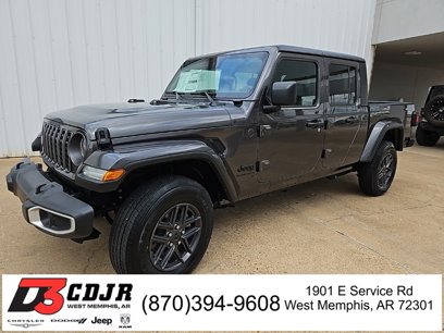 New 2024 Jeep Gladiator Sport