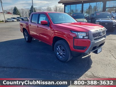 New 2025 Nissan Frontier SV w/ Tow Package