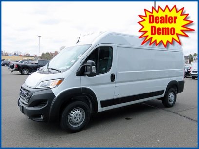 New 2025 RAM ProMaster 2500 w/ Convenience Group