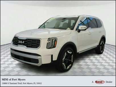 Used 2024 Kia Telluride S w/ S Sunroof Package