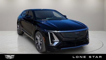New 2025 Cadillac Lyriq Luxury