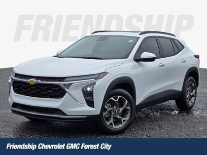 New 2025 Chevrolet Trax LT w/ Sunroof Package
