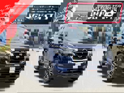 Certified 2025 Nissan Pathfinder SV