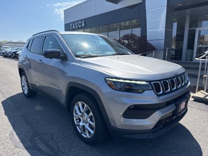 Used 2023 Jeep Compass Latitude w/ Sun and Sound Group