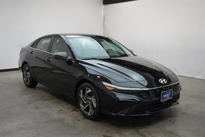 New 2025 Hyundai Elantra Limited