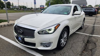 Used 2019 INFINITI Q70 Luxe w/ Proactive Package