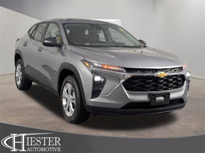 Certified 2025 Chevrolet Trax LS w/ Driver Confidence Package