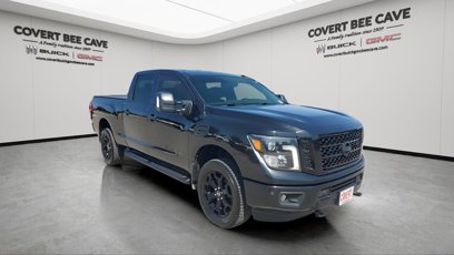 Used 2019 Nissan Titan SL w/ Midnight Edition