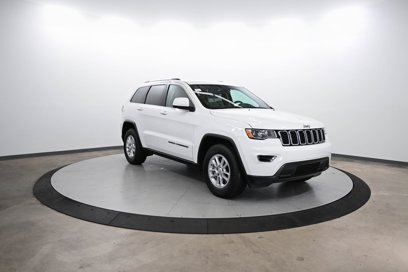 Used 2019 Jeep Grand Cherokee Laredo