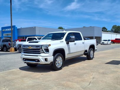 Used 2024 Chevrolet Silverado 2500 High Country w/ Technology Package