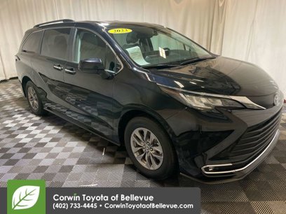 Certified 2023 Toyota Sienna XLE