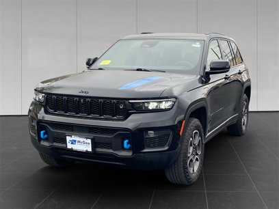 Used 2022 Jeep Grand Cherokee Trailhawk w/ Advanced Protech Group II