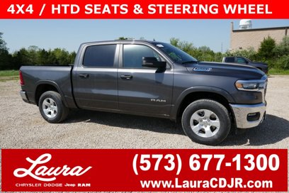 New 2025 RAM 1500 4x4 Crew Cab