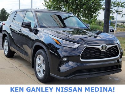 Used 2022 Toyota Highlander LE
