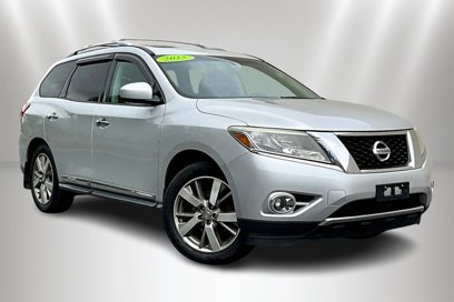 Used 2015 Nissan Pathfinder Platinum w/ Cargo Package