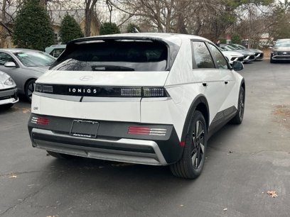New 2025 Hyundai Ioniq 5 SE