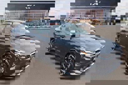 New 2025 Kia K4 EX