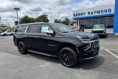 New 2025 Chevrolet Suburban Premier w/ Sun And Tow Package