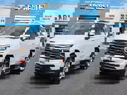 New 2025 Chevrolet Tahoe Premier w/ Sun And Tow Package