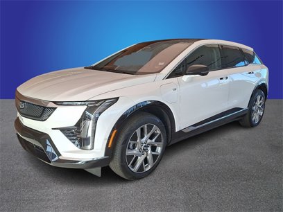 New 2025 Cadillac Optiq Luxury 1