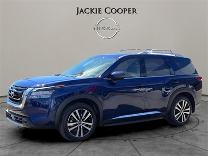 New 2025 Nissan Pathfinder Platinum w/ Cargo Package