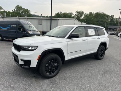 New 2025 Jeep Grand Cherokee L Altitude