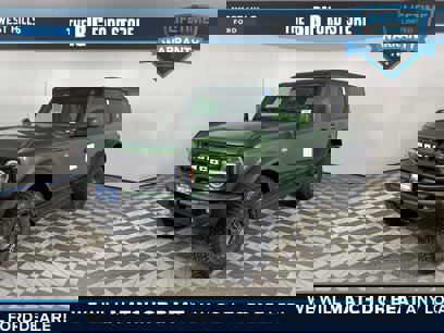 New 2025 Ford Bronco Outer Banks w/ Sasquatch Package
