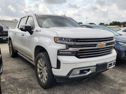 Used 2019 Chevrolet Silverado 1500 High Country w/ Technology Package