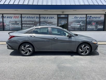 New 2025 Hyundai Elantra Sport