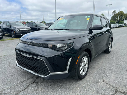 Used 2024 Kia Soul LX w/ Option Group 015