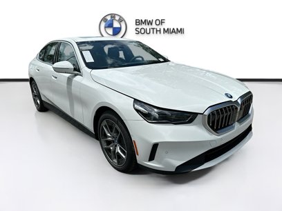 New 2025 BMW i5 xDrive40 w/ Premium Package