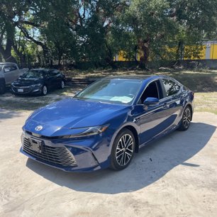 Used 2025 Toyota Camry XLE