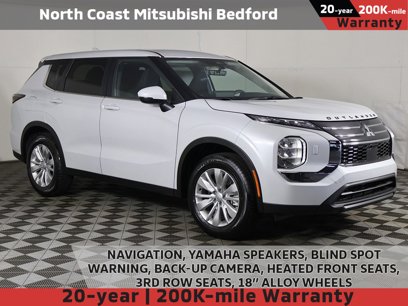 New 2025 Mitsubishi Outlander ES