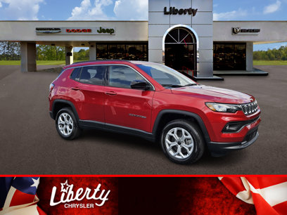 New 2025 Jeep Compass Latitude