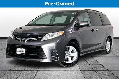 Certified 2019 Toyota Sienna LE
