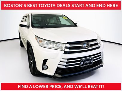 Certified 2019 Toyota Highlander AWD V6