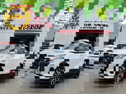 Used 2024 Nissan Kicks SV