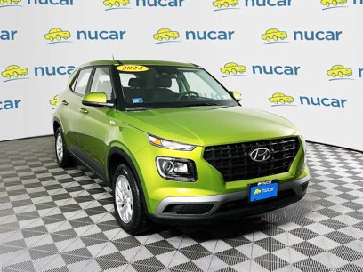Used 2024 Hyundai Venue SE