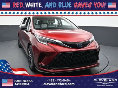Used 2022 Toyota Sienna XSE