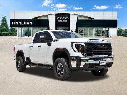 Used 2024 GMC Sierra 2500 Pro w/ Convenience Package