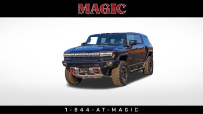 New 2024 GMC Hummer EV 2X w/ Extreme Off-Road Package