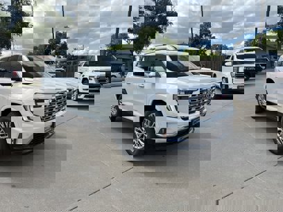 New 2025 GMC Acadia Denali w/ Super Cruise Package