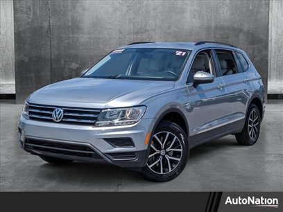 Used 2021 Volkswagen Tiguan SE w/ Panoramic Sunroof Package