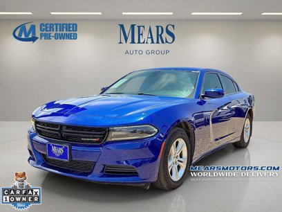 Used 2020 Dodge Charger SXT w/ Cold Weather Package