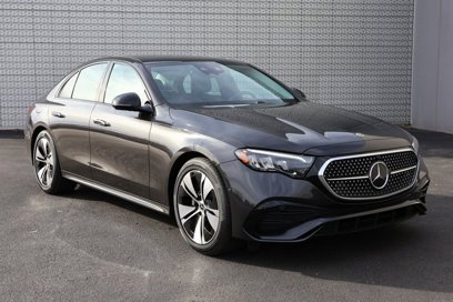 New 2025 Mercedes-Benz E 350 4MATIC Sedan