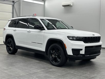 Used 2024 Jeep Grand Cherokee L Laredo