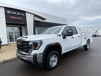 New 2025 GMC Sierra 2500 Pro w/ Convenience Package