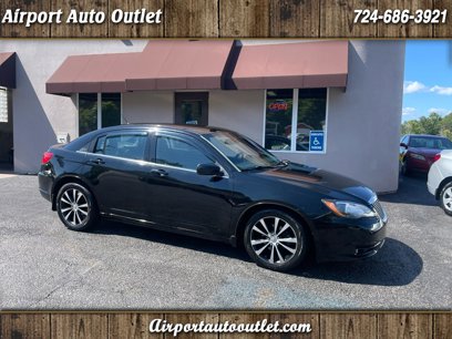 Used 2013 Chrysler 200 Touring w/ S Exterior Appearance Pkg
