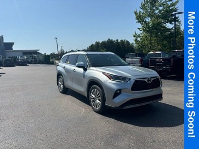 Used 2023 Toyota Highlander Platinum
